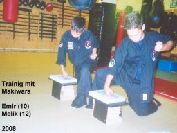 156_Emir_Melik_Training_mit_Makiwara